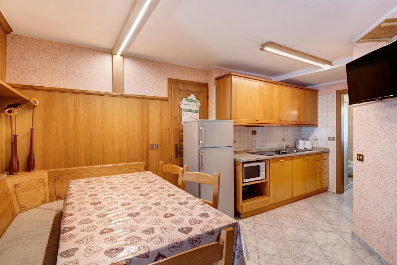 Apartment Adam Baita Danila *